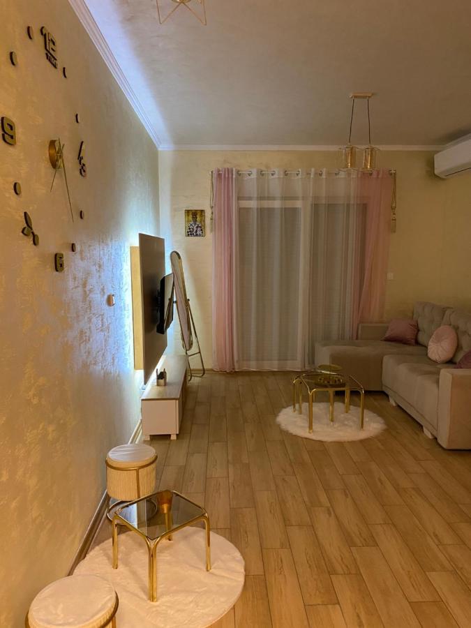 Krizor Daire Budva